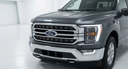 2021 Ford F-150 XLT 4WD SuperCrew — view 2