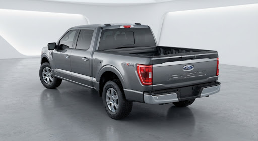 2021 Ford F-150 XLT 4WD SuperCrew — view 5